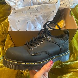 Dr Marten Industrial Oxfords